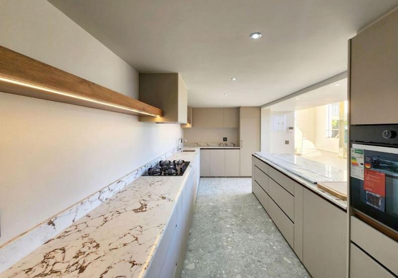 5 Bedroom Property for Sale in Camps Bay Western Cape
